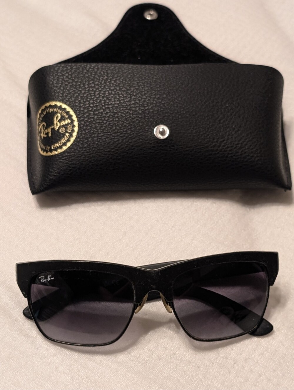 Ray-Ban RB4186 622/8G Matte Black Square Sunglasses Gray Gradient 57mm